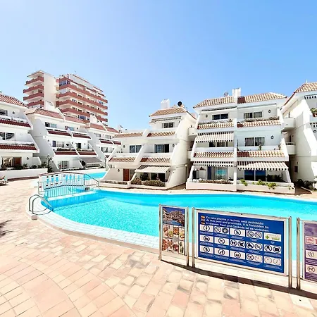 Very Good Place And Sunny דירה ארונה