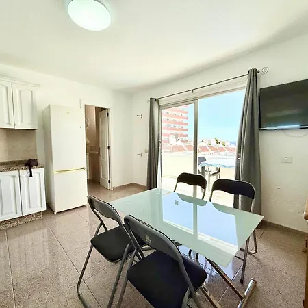 Very Good Place And Sunny Apartman *
