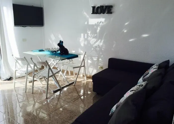 Very Good Place And Sunny Apartment *